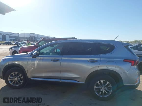✅ 2020 Hyundai Santa Fe SE • VIN: 5NMS23AD6LH215067 • Lot: 43603846. Wystawiony na IAAI z przebiegiem 89 843 mil. Bezpłatny archiwum sprzedaży aukcyjnych z USA i szczegółowy raport historii pojazdu na DreamBid. Zdjęcie 14.