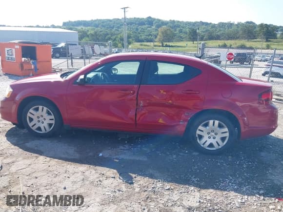 ✅ 2011 Dodge Avenger Express • VIN: 1B3BD4FB3BN509505 • Lot: 43006186. Listed on IAAI with 119,158 mi. Free auction sales archive from the USA and detailed vehicle history report at DreamBid. Image 14.