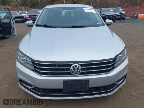 ✅ 2018 Volkswagen Passat S • VIN: 1VWAA7A37JC001792 • Lot: 43584307. Listed on IAAI with 232,528 mi. Free auction sales archive from the USA and detailed vehicle history report at DreamBid. Image 12.