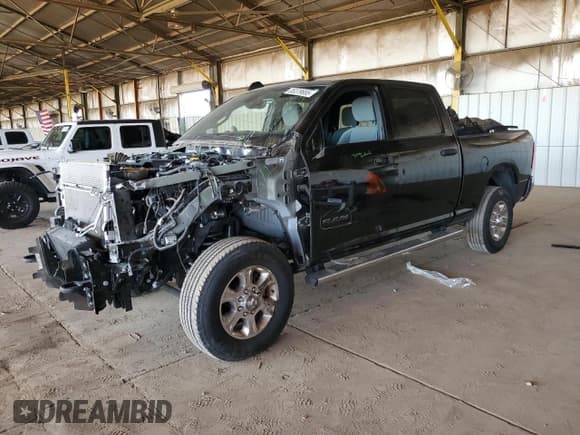 ✅ 2024 Ram 2500 Big Horn • VIN: 3C6UR5DL7RG269685 • Lot: 85379685. Listed on Copart with 16,133 mi. Free auction sales archive from the USA and detailed vehicle history report at DreamBid. Image 1.