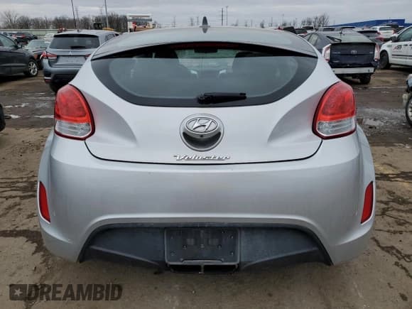 ✅ 2016 Hyundai Veloster Tech • VIN: KMHTC6AD4GU279377 • Lot: 44011755. Wystawiony na Copart z przebiegiem 78 966 mil. Bezpłatny archiwum sprzedaży aukcyjnych z USA i szczegółowy raport historii pojazdu na DreamBid. Zdjęcie 6.