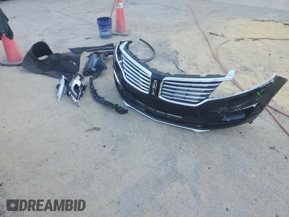 ✅ 2017 Lincoln MKC Reserve • VIN: 5LMTJ3DH1HUL62315 • Lot: 87068055. Wystawiony na Copart z przebiegiem 65 737 mil. Bezpłatny archiwum sprzedaży aukcyjnych z USA i szczegółowy raport historii pojazdu na DreamBid. Zdjęcie 13.