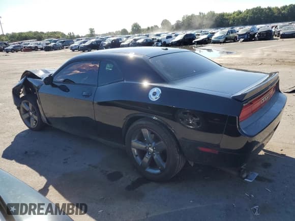 ✅ 2014 Dodge Challenger Rallye Redline • VIN: 2C3CDYAG1EH302934 • Lot: 69965104. Wystawiony na Copart z przebiegiem 67 623 mil. Bezpłatny archiwum sprzedaży aukcyjnych z USA i szczegółowy raport historii pojazdu na DreamBid. Zdjęcie 2.