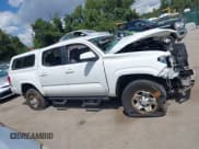 ✅ 2017 Toyota Tacoma SR5 • VIN: 5TFCZ5AN8HX066776 • Lot: 43102320. Wystawiony na IAAI z przebiegiem 126 661 mil. Bezpłatny archiwum sprzedaży aukcyjnych z USA i szczegółowy raport historii pojazdu na DreamBid. Zdjęcie 14.