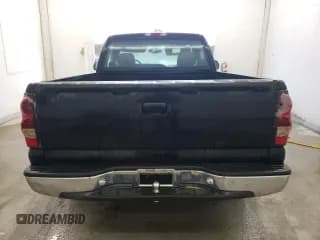✅ 2004 Chevrolet Silverado 1500 Work Truck • VIN: 1GCEC14X64Z232601 • Лот: 79215844. Опубликован ранее на Copart с пробегом 156 286 миль. Бесплатный доступ к архиву аукционных продаж из США и подробный отчёт об истории автомобиля на DreamBid. Изображение 6.