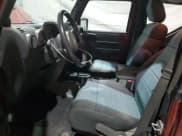 ✅ 2010 Jeep Wrangler Mountain • VIN: 1J4AA2D15AL176469 • Lot: 85846285. Wystawiony na Copart z przebiegiem 107 628 mil. Bezpłatny archiwum sprzedaży aukcyjnych z USA i szczegółowy raport historii pojazdu na DreamBid. Zdjęcie 7.