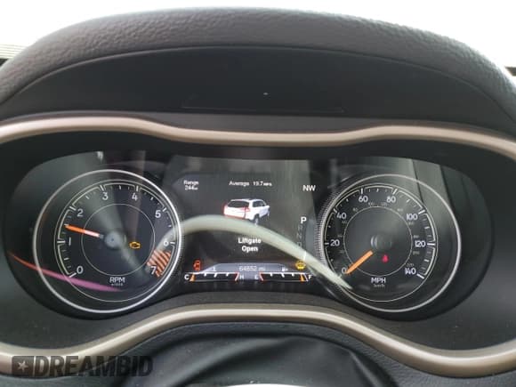 ✅ 2015 Jeep Cherokee Limited • VIN: 1C4PJMDB5FW730071 • Lot: 90441845. Wystawiony na Copart z przebiegiem 64 852 mil. Bezpłatny archiwum sprzedaży aukcyjnych z USA i szczegółowy raport historii pojazdu na DreamBid. Zdjęcie 9.