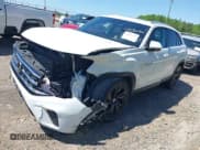 ✅ 2023 Volkswagen Atlas SE • VIN: 1V2KC2CA2PC220778 • Lot: 42136136. Listed on IAAI with 30,370 mi. Free auction sales archive from the USA and detailed vehicle history report at DreamBid. Image 2.