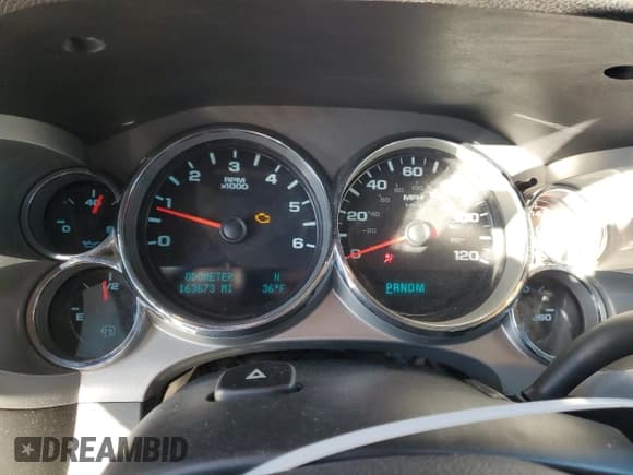 ✅ 2011 Chevrolet Silverado 1500 LT • VIN: 3GCUKSE29BG312267 • Lot: 81887714. Listed on Copart with 163,673 mi. Free auction sales archive from the USA and detailed vehicle history report at DreamBid. Image 9.