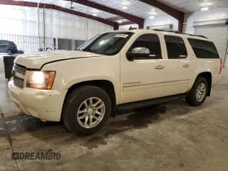 ✅ 2011 Chevrolet Suburban LTZ • VIN: 1GNSKKE39BR185558 • Lot: 68596344. Wystawiony na Copart z przebiegiem 228 671 mil. Bezpłatny archiwum sprzedaży aukcyjnych z USA i szczegółowy raport historii pojazdu na DreamBid. Zdjęcie 1.