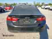 2018 Chevrolet Malibu LT z VIN 1G1ZD5ST0JF276847, wystawiony jako Copart lot #86234745 z przebiegiem 115 888 mil mil oraz Szkoda całkowita • Salvage title. Historia ofert i sprzedaży dostępna na DreamBid. Obrazek 6.