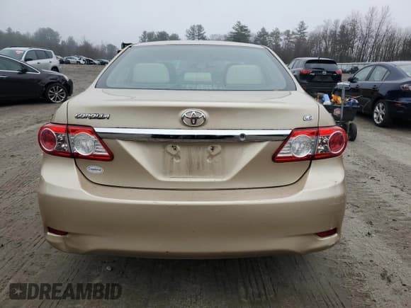 ✅ 2012 Toyota Corolla LE • VIN: 2T1BU4EEXCC854352 • Lot: 84498174. Listed on Copart with 138,196 mi. Free auction sales archive from the USA and detailed vehicle history report at DreamBid. Image 6.