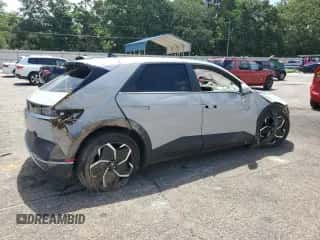 2022 Hyundai Ioniq 5 SE z VIN KM8KM4AE1NU080502, wystawiony jako Copart lot #64108804 z przebiegiem Nie podano mil oraz Szkoda całkowita • Salvage title. Historia ofert i sprzedaży dostępna na DreamBid. Obrazek 3.