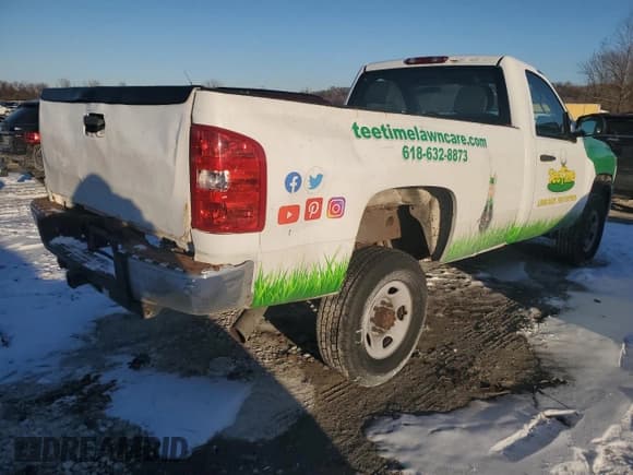 ✅ 2007 Chevrolet Silverado 2500HD Work Truck • VIN: 1GCHC24K17E515698 • Лот: 44926895. Опубликован ранее на Copart с пробегом 312 974 миль. Бесплатный доступ к архиву аукционных продаж из США и подробный отчёт об истории автомобиля на DreamBid. Изображение 3.