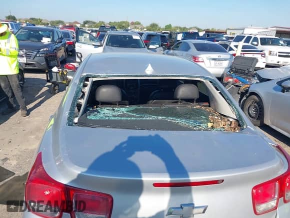 2013 Chevrolet Malibu LT with VIN 1G11C5SA3DF344111, listed as a IAAI auction lot 43133621 with 144,612 mi miles and . Bid and sale history available at DreamBid. Image 6.