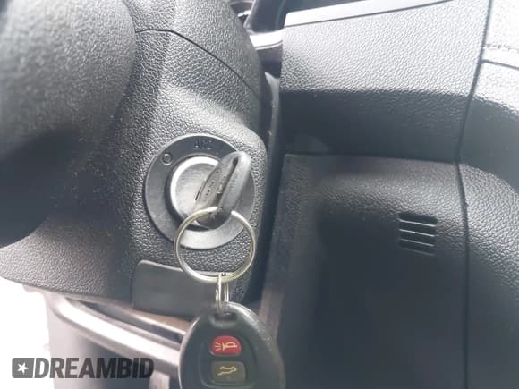 ✅ 2013 GMC Acadia SLE • VIN: 1GKKRPKD5DJ165702 • Lot: 42861082. Listed on IAAI with 202,843 mi. Free auction sales archive from the USA and detailed vehicle history report at DreamBid. Image 11.