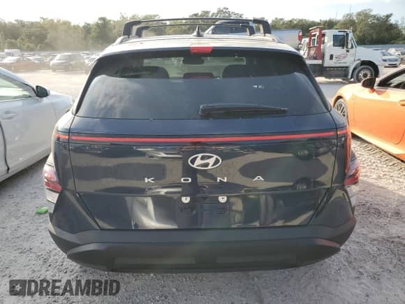 2024 Hyundai Kona SEL with VIN KM8HC3ABXRU099245, listed as a Copart auction lot 75178234 with 10,479 mi miles and Non repairable. Bid and sale history available at DreamBid. Image 6.