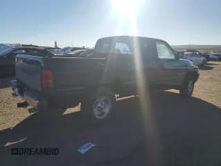 ✅ 2000 Dodge 1500 • VIN: 3B7HC13Z9YM200300 • Лот: 80311264. Опубликован ранее на Copart с пробегом 153 266 миль. Бесплатный доступ к архиву аукционных продаж из США и подробный отчёт об истории автомобиля на DreamBid. Изображение 3.