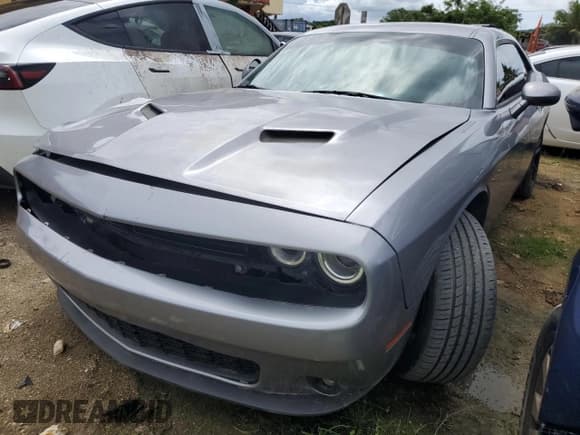 ✅ 2016 Dodge Challenger SXT • VIN: 2C3CDZAG1GH263187 • Lot: 71859525. Wystawiony na Copart z przebiegiem 94 267 mil. Bezpłatny archiwum sprzedaży aukcyjnych z USA i szczegółowy raport historii pojazdu na DreamBid. Zdjęcie 1.