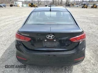 ✅ 2018 Hyundai Accent SE • VIN: 3KPC24A37JE033710 • Лот: 52130895. Опубликован ранее на Copart с пробегом 156 921 миль. Бесплатный доступ к архиву аукционных продаж из США и подробный отчёт об истории автомобиля на DreamBid. Изображение 6.