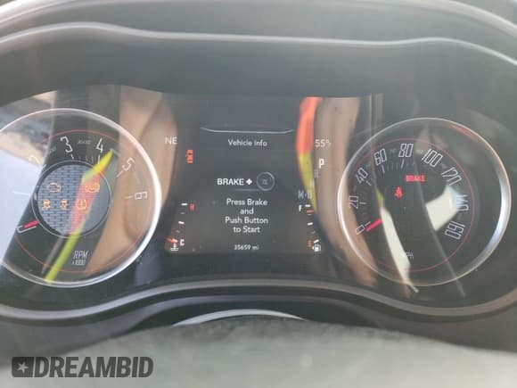 ✅ 2020 Dodge Challenger SXT • VIN: 2C3CDZAGXLH146573 • Lot: 41396163. Wystawiony na Copart z przebiegiem 35 659 mil. Bezpłatny archiwum sprzedaży aukcyjnych z USA i szczegółowy raport historii pojazdu na DreamBid. Zdjęcie 9.