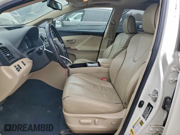 ✅ 2010 Toyota Venza • VIN: 4T3BK3BB8AU029309 • Lot: 94111235. Listed on Copart with 186,994 mi. Free auction sales archive from the USA and detailed vehicle history report at DreamBid. Image 7.