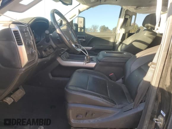 ✅ 2019 Chevrolet Silverado 2500HD LTZ • VIN: 1GC1KTEY3KF207450 • Лот: 91713135. Опубликован ранее на Copart с пробегом 60 993 миль. Бесплатный доступ к архиву аукционных продаж из США и подробный отчёт об истории автомобиля на DreamBid. Изображение 7.