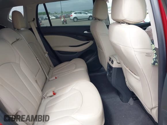 ✅ 2020 Buick Envision Essence • VIN: LRBFX2SA5LD049861 • Lot: 42274738. Wystawiony na IAAI z przebiegiem 35 455 mil. Bezpłatny archiwum sprzedaży aukcyjnych z USA i szczegółowy raport historii pojazdu na DreamBid. Zdjęcie 8.