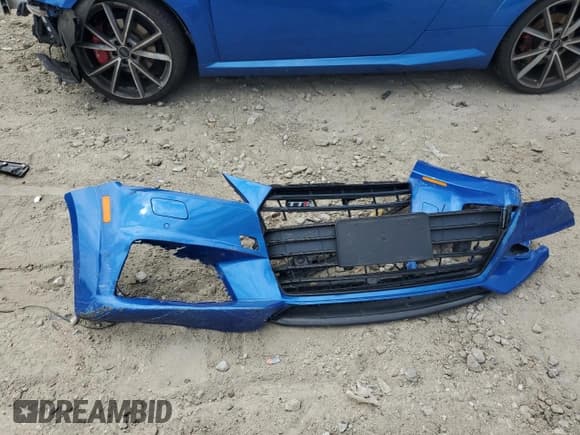 ✅ 2018 Audi TTS • VIN: TRUC1AFV7J1009783 • Lot: 65167175. Wystawiony na Copart z przebiegiem Nie podano. Bezpłatny archiwum sprzedaży aukcyjnych z USA i szczegółowy raport historii pojazdu na DreamBid. Zdjęcie 12.