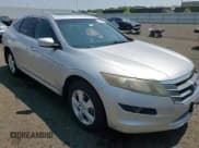 ✅ 2010 Honda Crosstour EX • VIN: 5J6TF1H31AL011664 • Лот: 63934355. Опубликован ранее на Copart с пробегом 131 965 миль. Бесплатный доступ к архиву аукционных продаж из США и подробный отчёт об истории автомобиля на DreamBid. Изображение 13.