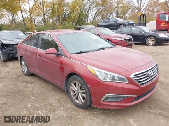 ✅ 2015 Hyundai Sonata SE • VIN: 5NPE24AF8FH110347 • Lot: 43659583. Listed on IAAI with 110,376 mi. Free auction sales archive from the USA and detailed vehicle history report at DreamBid. Image 1.