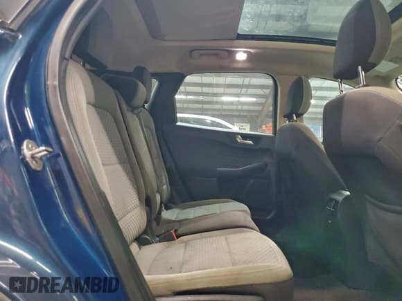 ✅ 2020 Ford Escape SE • VIN: 1FMCU0G64LUA05559 • Лот: 92751735. Опубликован ранее на Copart с пробегом 102 888 миль. Бесплатный доступ к архиву аукционных продаж из США и подробный отчёт об истории автомобиля на DreamBid. Изображение 11.