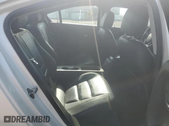 ✅ 2012 Chevrolet Volt • VIN: 1G1RB6E41CU104809 • Lot: 78619474. Wystawiony na Copart z przebiegiem Nie podano. Bezpłatny archiwum sprzedaży aukcyjnych z USA i szczegółowy raport historii pojazdu na DreamBid. Zdjęcie 10.