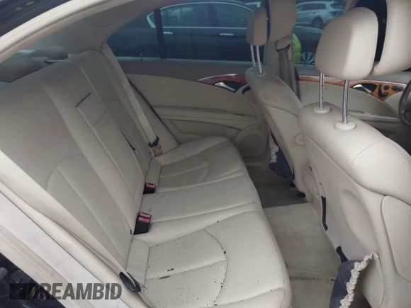 ✅ 2006 Mercedes-Benz E 350 • VIN: WDBUF87J06X207337 • Лот: 42624626. Опубликован ранее на IAAI с пробегом 189 217 миль. Бесплатный доступ к архиву аукционных продаж из США и подробный отчёт об истории автомобиля на DreamBid. Изображение 8.