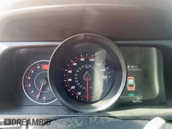 ✅ 2022 Hyundai Elantra SEL • VIN: 5NPLM4AG5NH081852 • Lot: 85712675. Listed on Copart with 36,272 mi. Free auction sales archive from the USA and detailed vehicle history report at DreamBid. Image 9.