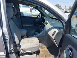 ✅ 2005 Chevrolet Equinox LS • VIN: 2CNDL13F556045265 • Лот: 40169664. Опубликован ранее на IAAI с пробегом 256 114 миль. Бесплатный доступ к архиву аукционных продаж из США и подробный отчёт об истории автомобиля на DreamBid. Изображение 5.