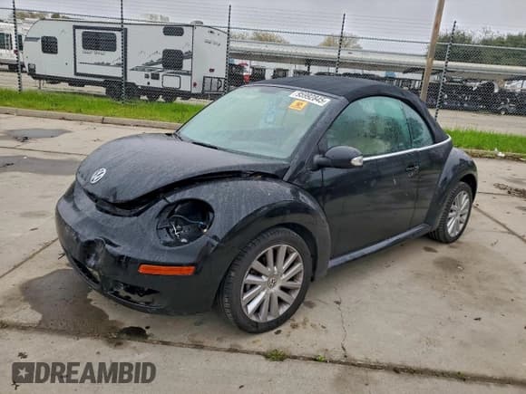 ✅ 2008 Volkswagen Beetle SE • VIN: 3VWRF31Y18M419671 • Lot: 95992845. Listed on Copart with 140,244 mi. Free auction sales archive from the USA and detailed vehicle history report at DreamBid. Image 1.