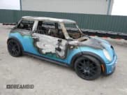 ✅ 2005 MINI Hardtop S • VIN: WMWRE33465TD90424 • Lot: 50558185. Listed on Copart with Not provided. Free auction sales archive from the USA and detailed vehicle history report at DreamBid. Image 4.