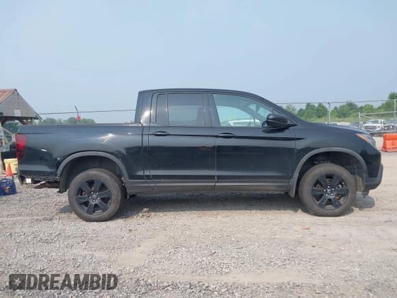 ✅ 2019 Honda Ridgeline Black Edition • VIN: 5FPYK3F82KB026297 • Lot: 42892122. Listed on IAAI with 116,672 mi. Free auction sales archive from the USA and detailed vehicle history report at DreamBid. Image 14.