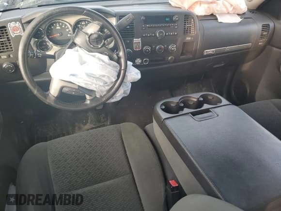 ✅ 2008 Chevrolet Silverado 2500HD Work Truck • VIN: 1GCHK23K58F189985 • Lot: 72391694. Wystawiony na Copart z przebiegiem 191 767 mil. Bezpłatny archiwum sprzedaży aukcyjnych z USA i szczegółowy raport historii pojazdu na DreamBid. Zdjęcie 8.