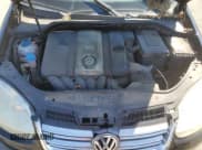 ✅ 2006 Volkswagen Jetta 2.5L • VIN: 3VWRG71K66M790080 • Лот: 68757075. Опубликован ранее на Copart с пробегом 136 783 миль. Бесплатный доступ к архиву аукционных продаж из США и подробный отчёт об истории автомобиля на DreamBid. Изображение 11.