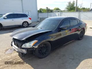 ✅ 2013 Infiniti M • VIN: JN1BY1AR4DM603975 • Lot: 43480113. Wystawiony na IAAI z przebiegiem 170 307 mil. Bezpłatny archiwum sprzedaży aukcyjnych z USA i szczegółowy raport historii pojazdu na DreamBid. Zdjęcie 2.