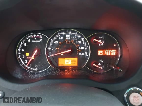 ✅ 2011 Nissan Maxima SV • VIN: 1N4AA5AP5BC860025 • Lot: 43759030. Wystawiony na IAAI z przebiegiem 259 508 mil. Bezpłatny archiwum sprzedaży aukcyjnych z USA i szczegółowy raport historii pojazdu na DreamBid. Zdjęcie 7.