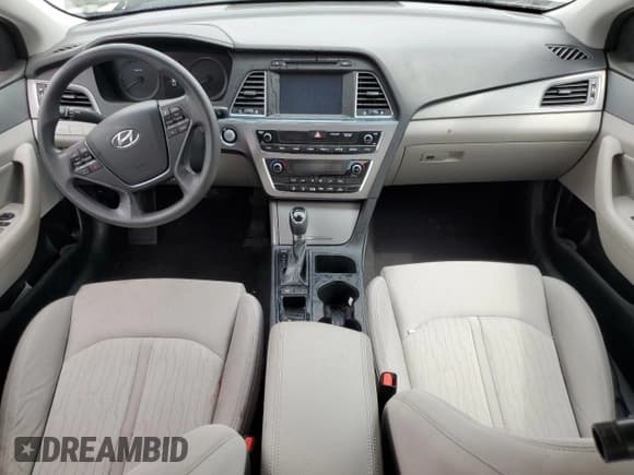 ✅ 2017 Hyundai Sonata SE • VIN: KMHE24L31HA061419 • Lot: 70518885. Listed on Copart with 70,889 mi. Free auction sales archive from the USA and detailed vehicle history report at DreamBid. Image 8.