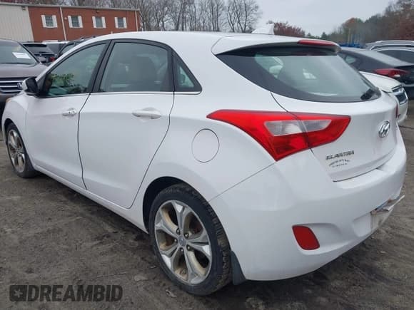 ✅ 2013 Hyundai Elantra • VIN: KMHD35LE3DU095628 • Lot: 43680187. Listed on IAAI with 214,308 mi. Free auction sales archive from the USA and detailed vehicle history report at DreamBid. Image 3.