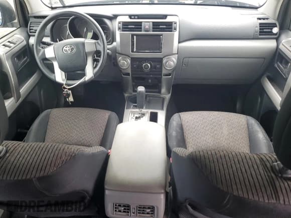 ✅ 2011 Toyota 4Runner SR5 • VIN: JTEZU5JR6B5032880 • Lot: 89834905. Listed on Copart with 194,083 mi. Free auction sales archive from the USA and detailed vehicle history report at DreamBid. Image 8.