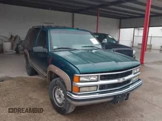 1996 Chevrolet Tahoe с VIN 3GNEK18R9TG111405, выставлен на аукционе IAAI как лот 42704191 с пробегом 213 861 миль миль и . История ставок и продаж доступна на DreamBid. Изображение 1.