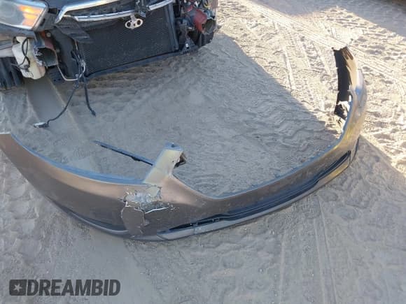 ✅ 2014 Ford Taurus SEL • VIN: 1FAHP2E81EG123593 • Lot: 43607478. Listed on IAAI with 200,101 mi. Free auction sales archive from the USA and detailed vehicle history report at DreamBid. Image 11.