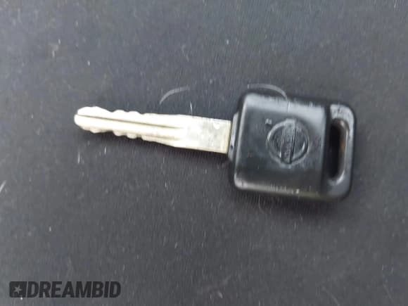 ✅ 2013 Nissan Versa SV • VIN: 3N1CN7AP3DL845875 • Lot: 42985110. Listed on IAAI with 60,997 mi. Free auction sales archive from the USA and detailed vehicle history report at DreamBid. Image 11.