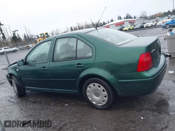 ✅ 1999 Volkswagen Jetta GL • VIN: 3VWRA29M9XM090601 • Lot: 43871944. Listed on IAAI with 230,563 mi. Free auction sales archive from the USA and detailed vehicle history report at DreamBid. Image 13.